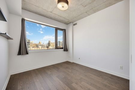 For Lease - 400 Wellington Street Unit# 1003, Toronto, Ontario - Photo 4