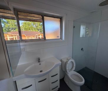 Neat Unit in Ideal Location! - Photo 4