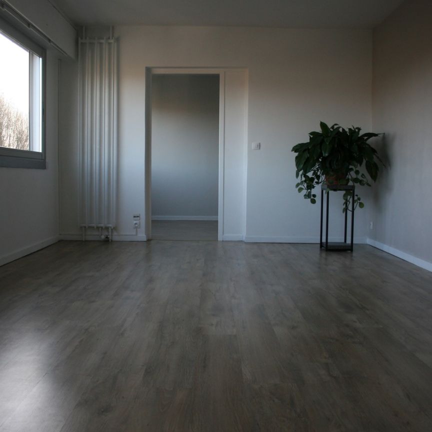 Location Appartement 2 pièces 54m² MOUVAUX 59420 - Photo 1