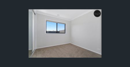 BRAND NEW HOME IN SOUGHT AFTER LENEVA ESTATE - Photo 3