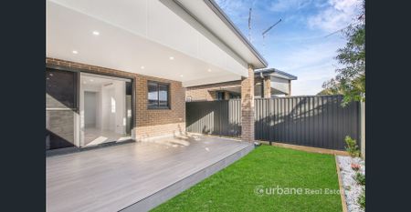 Stylish and Convenient 2-Bedroom Granny House in Guildford - Photo 5