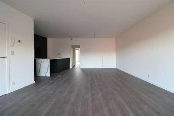 Modern appartement met groot terras - Photo 1