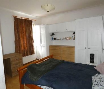 7 Ebrington Gardens, Ballyhackamore, Belfast, BT4 3BY - Photo 5