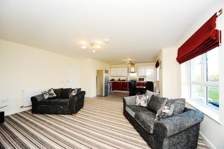 2 bedroom apartment to rent - Photo 3