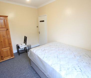 4 bedroom house to rent - Photo 4