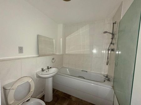 2 bedroom apartment to rent - Photo 4