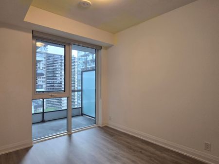 For Lease - 65 Broadway Avenue Unit# 902, Toronto, Ontario - Photo 2
