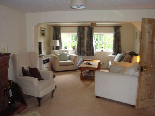 3 bedroom detached house to rent - Photo 1