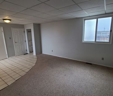 424 Dunlop Street West - Unit 3, Barrie, CA ON L4N 1C2 - Photo 2