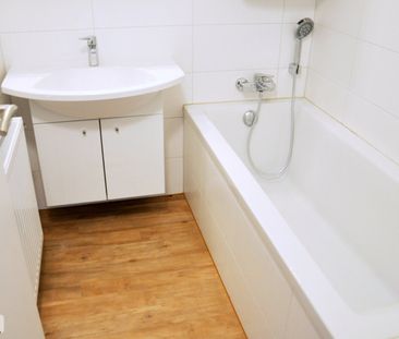 NÄHE HOHE WARTE - HELLE UND RUHIGE WOHNUNG MIT GARTENNUTZUNG - Photo 5