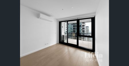 Modern 2-Bedroom Apartment in the Heart of Box Hill - Photo 4