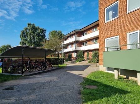 Hallasvängen 29 A, Trelleborg Väster - Photo 2