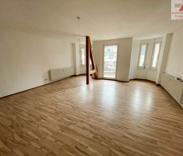 Große 4-Raum-Wohnung mit Balkon in Aue - Photo 5