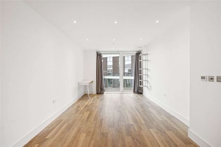 Exceptional 1 bed, 1 bathroom on the 5th floor of this brand new development in Battersea. - Photo 5