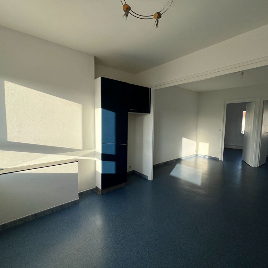 Location Appartement 4 pièces 63m² - Photo 1