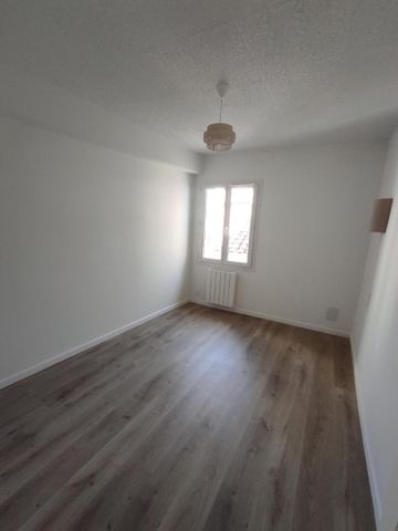 Location Appartement 3 pièces 58m² MILLAU 12100 - Photo 5