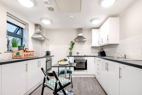 Room in a Shared House, Gravity Co Finsbury Park, N4 - Photo 1