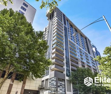 Comfortable Two-Bedroom Apartment in the Istana Building - Photo 5