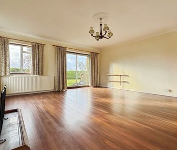 The Totterells, Littleworth, Pewsey, Pewsey, SN9 - Photo 1