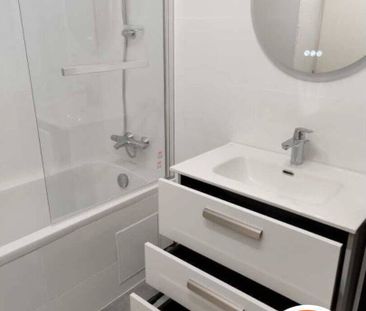 Location maison 6 pièces 113.7 m² à Sotteville-sous-le-Val (76410) - Photo 2