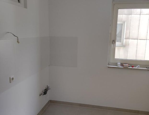 Hattersheim, 2 Zimmer-Wohnung, 56 qm mit Balkon, ab sofort. - Photo 1