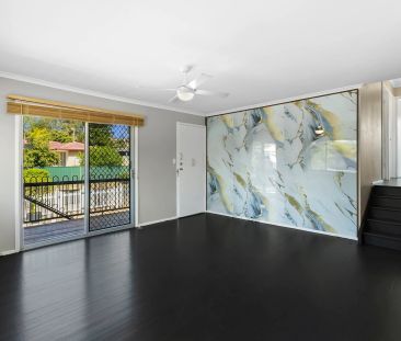 Freshly Updated Family Home in a Peaceful, Convenient Location! Ful... - Photo 3