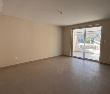 Location Appartement 4 pièces 75m² AUBENAS 07200 - Photo 1