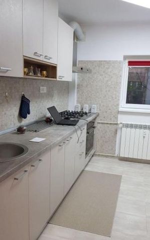 Brancoveanu metrou etaj 2 decomandat - Fotografie 5