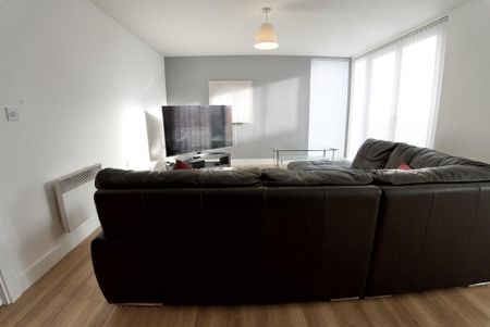 2 bedroom apartment to rent - Photo 3
