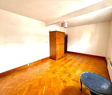 4 bedroom end of terrace house to rent - Photo 5