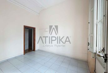 Casa señorial junto a la Clínica Teknon, Barcelona