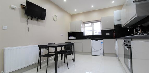 Meadvale Road, Croydon - Photo 2