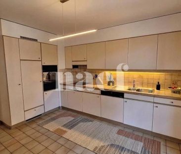 Bel appartement de 3 pièces d'env. 85m2 au 1er étage avec balcon - Photo 4