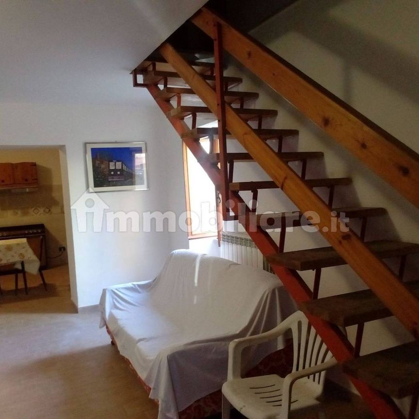 Villa plurifamiliare Località Poggio Primocaso, Poggio Primocaso, Cascia - Photo 1