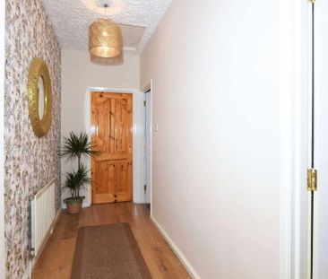 28 Low Road, Lisburn, BT27 4TJ - Photo 4