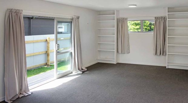 Modern Three Double Bedroom Home - Photo 1