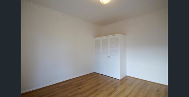 Well sized and Updated 2BR Apartment! - Photo 1