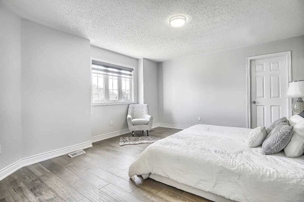 For Lease - 32 Poplar Plains Road, Brampton, Ontario - Photo 1