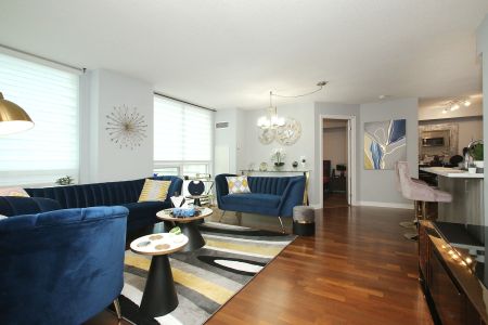 For Lease - 16 Yonge Street Unit# 511, Toronto, Ontario - Photo 2