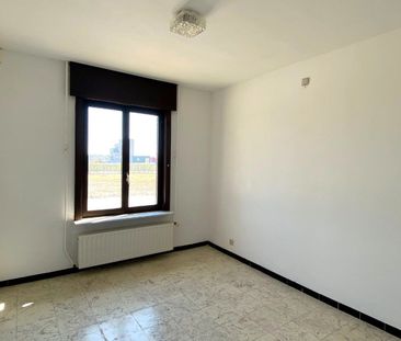 LANDELIJK GELEGEN ALLEENSTAANDE WONING MET 3 SLPKS | GROTE TUIN - Foto 5