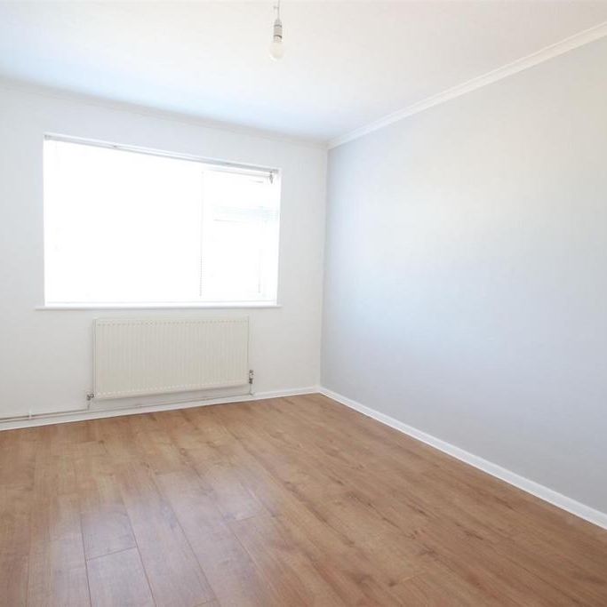 2 bedroom maisonette to rent - Photo 1