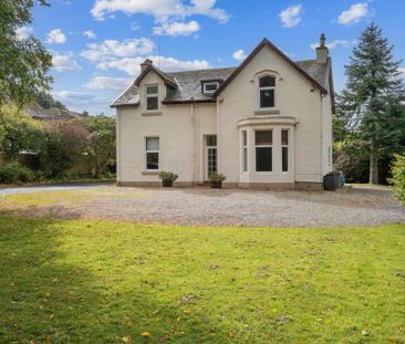 4 bedroom detached villa to rent - Photo 2