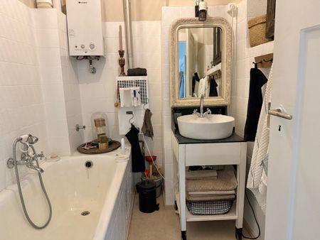 Charmante 3-Zimmer-EGwohnung mit Balkon in der Südstadt – Nähe Hauptbahnhof - Photo 5