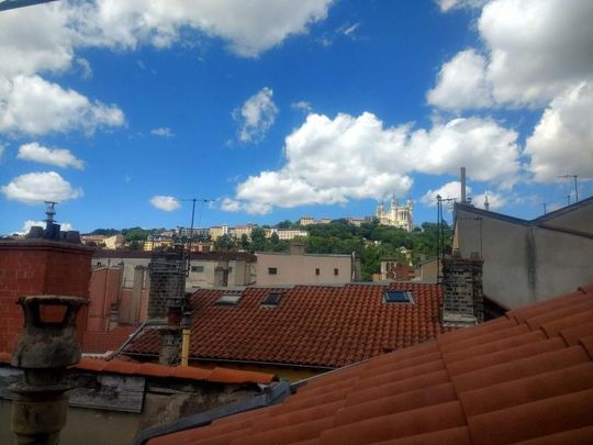 Location Appartement 3 pièces 81m² LYON 2ème - Photo 1