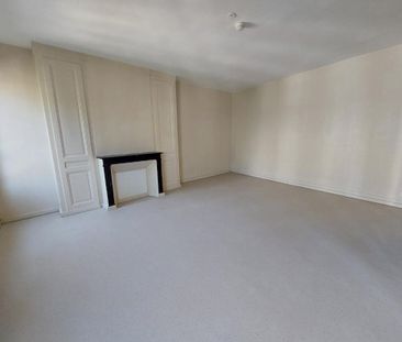 Location Appartement 1 pièce 29m² ELBEUF 76500 - Photo 2