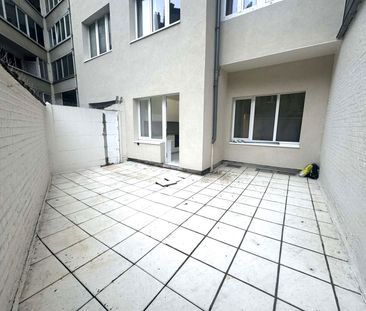 Volledig gerenoveerd appartement op gelijkvloers met aangenaam terr... - Foto 2