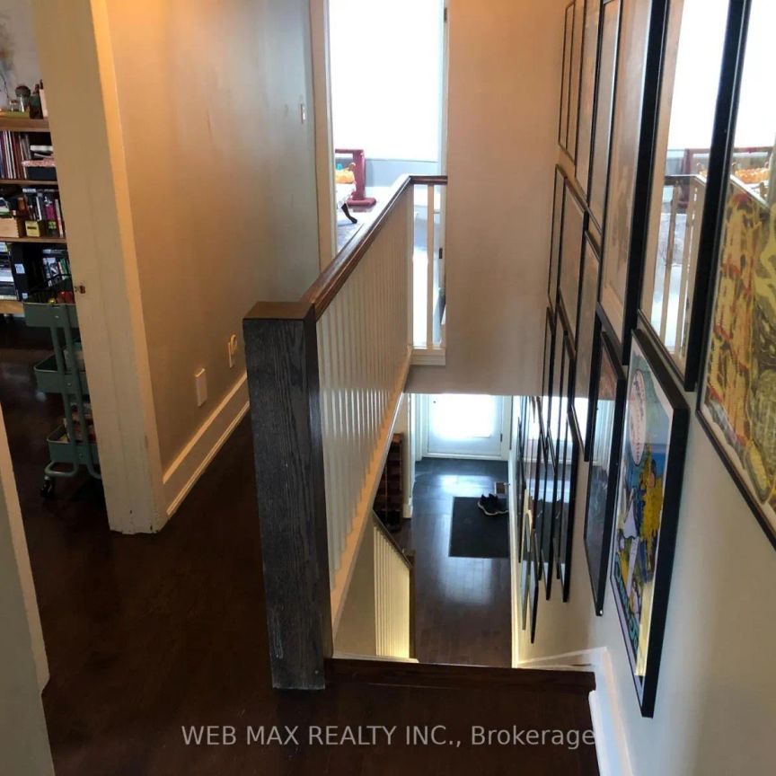 122 BOOTH AVENUE - Photo 1