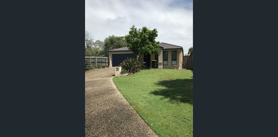 Family Comfort & Lifestyle Awaits You ... - Photo 2