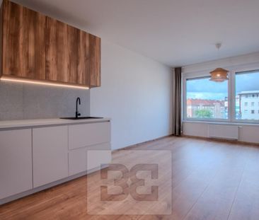 Pronájem bytu 1+kk 36 m2 - Photo 3