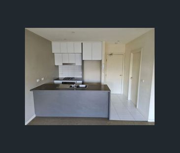 16/2 Greenfield Drive, Clayton, Vic 3168 - Photo 3